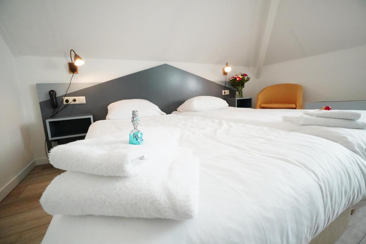 Hotel Den Burg - Digital Access Ngoại thất bức ảnh