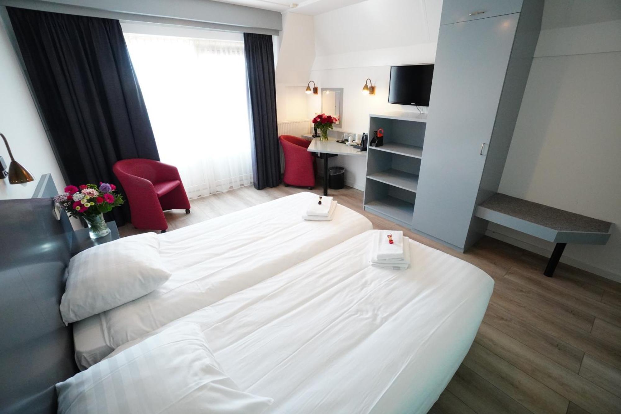 Hotel Den Burg - Digital Access Phòng bức ảnh