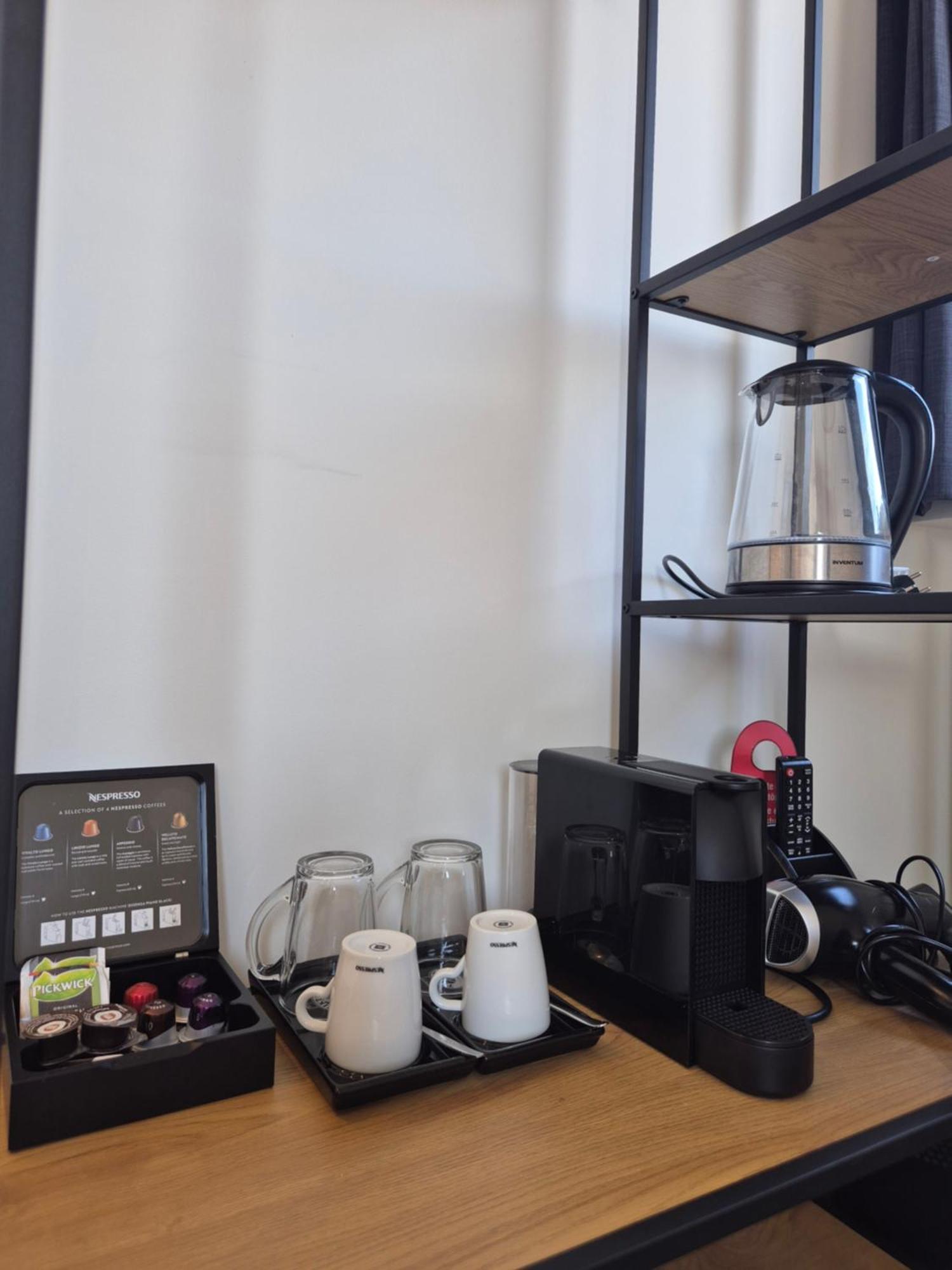 Hotel Den Burg - Digital Access Ngoại thất bức ảnh