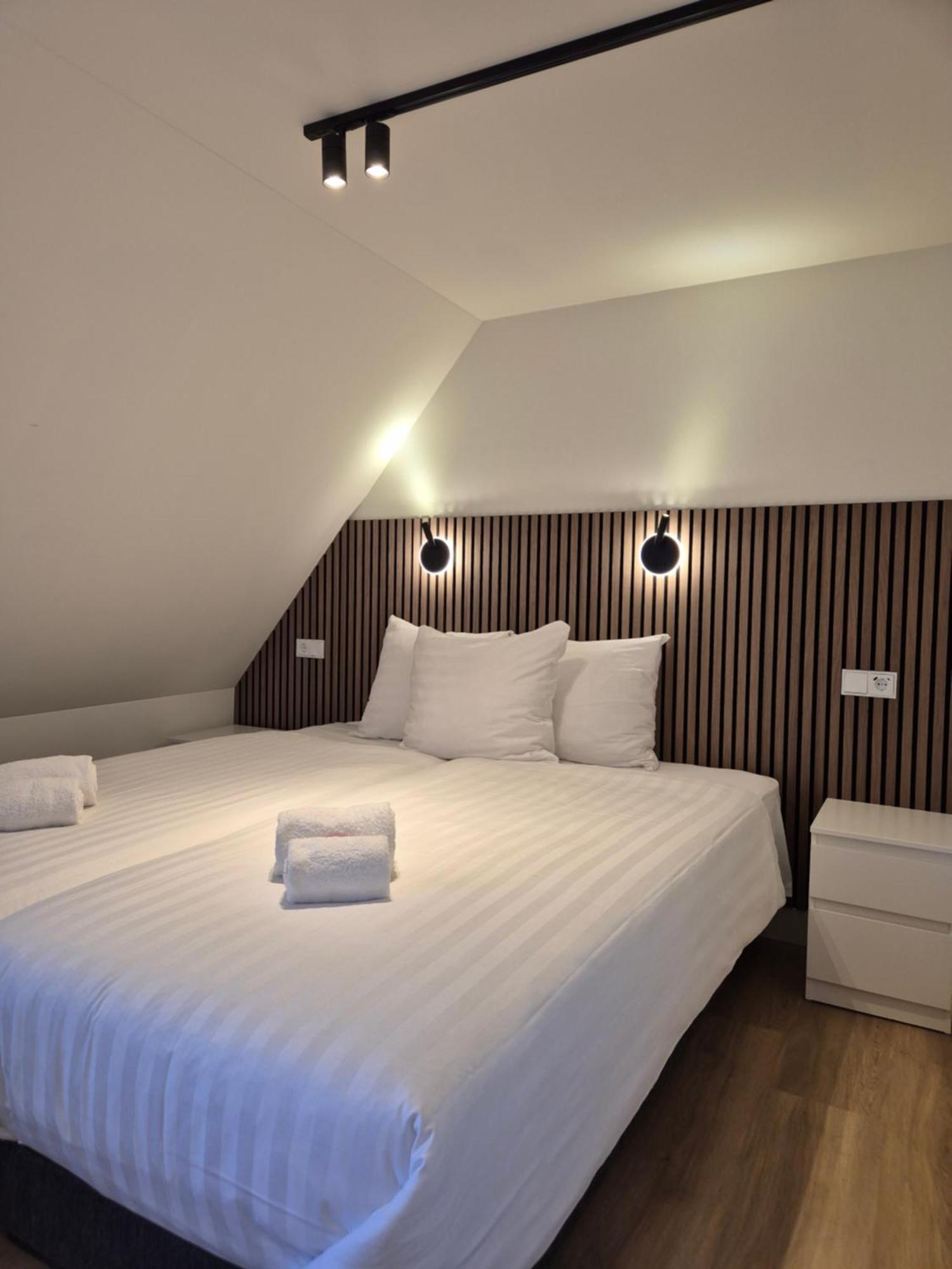 Hotel Den Burg - Digital Access Ngoại thất bức ảnh