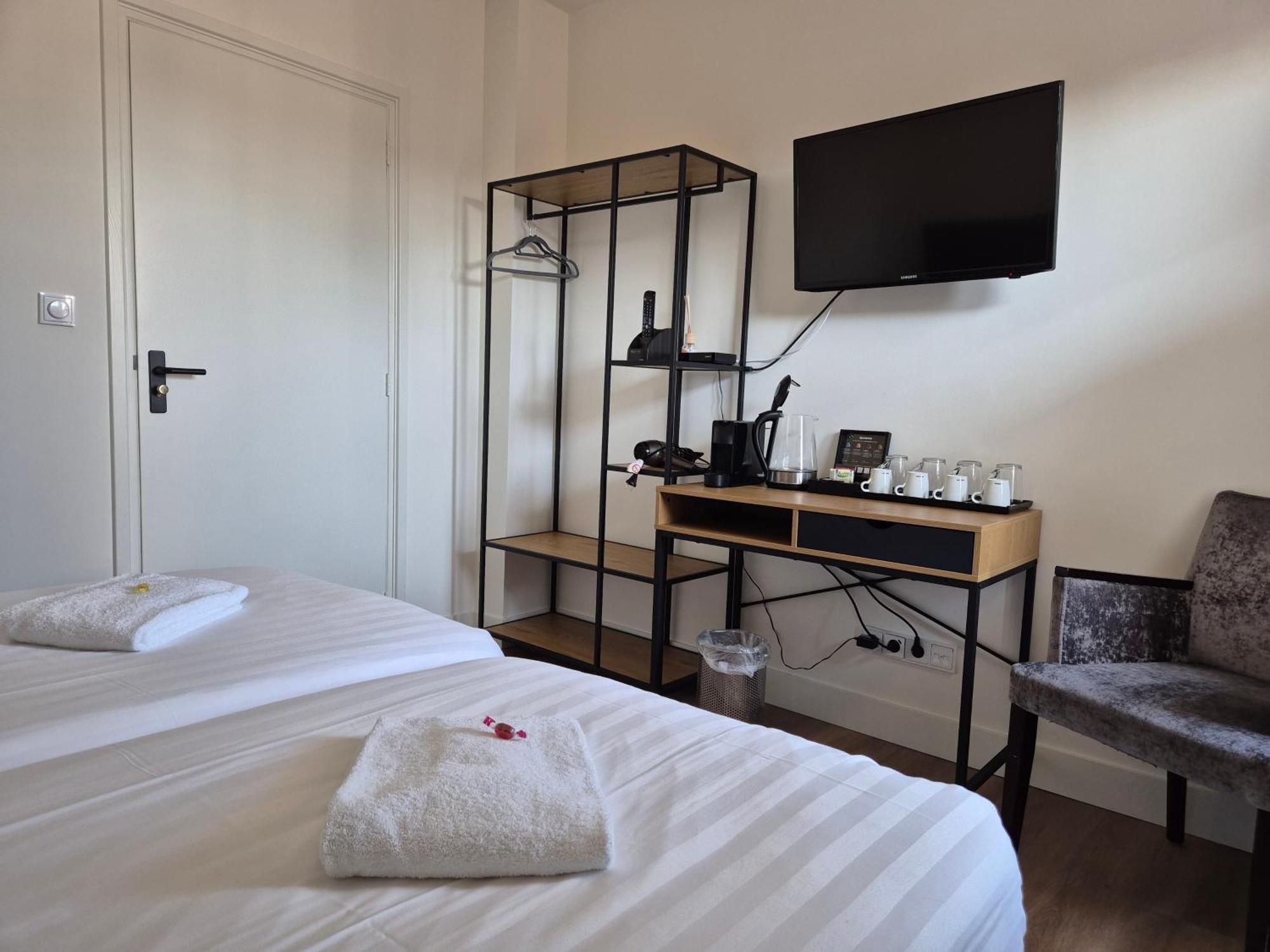 Hotel Den Burg - Digital Access Ngoại thất bức ảnh
